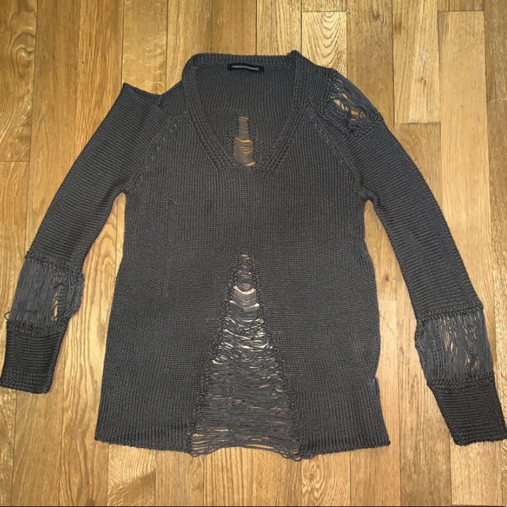 Grey “Torn” Sweater | Foreign Exchange